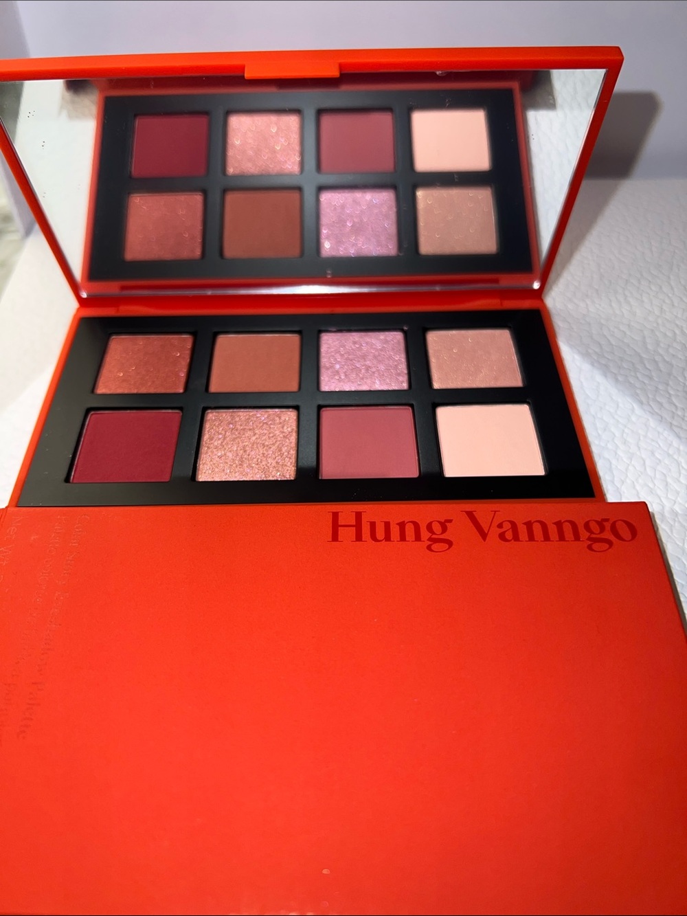 Hung Vanngo - Rebellious Red & Pink